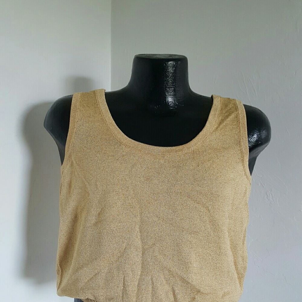 St. John basics women tank top gold size M
